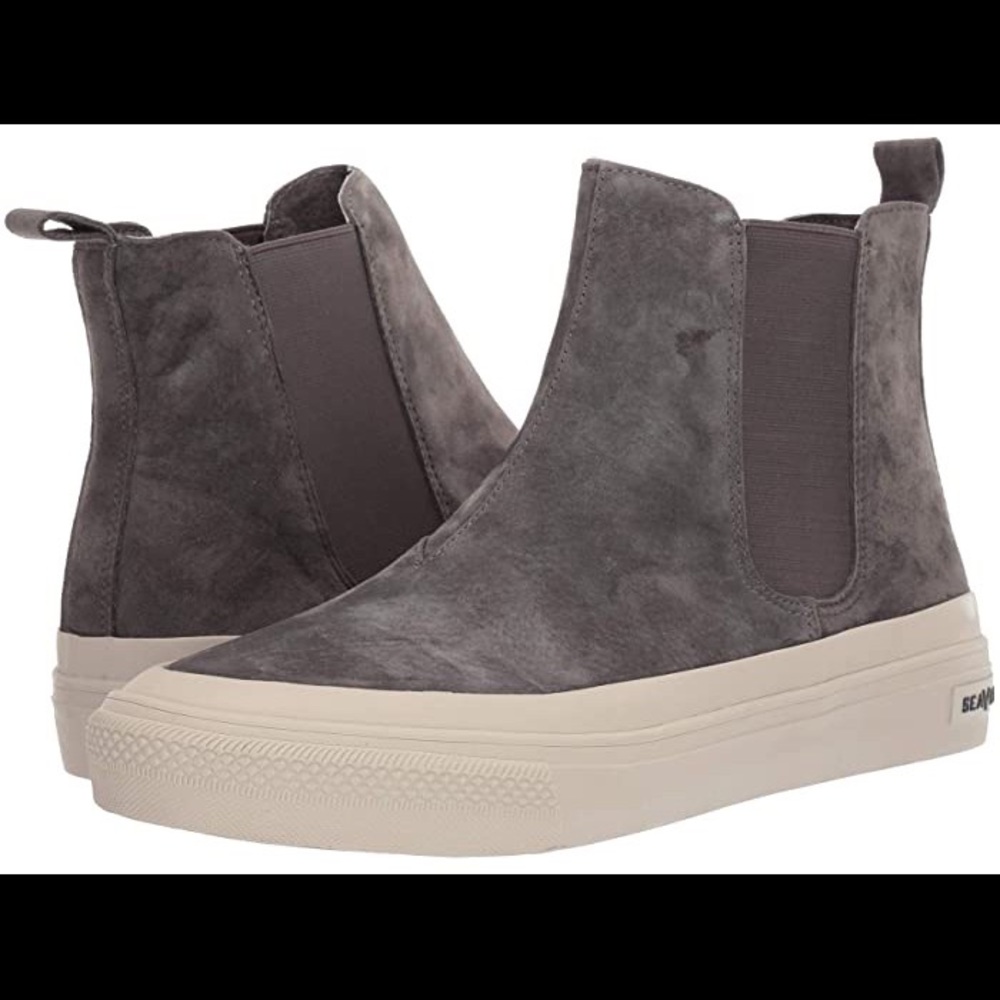 SeaVees Shipyard Boot